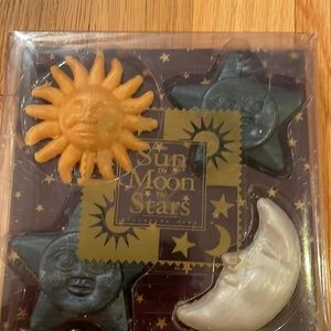 🆕 NIB Vintage Sun ☀️ Moon 🌚 & Stars 🌟 Decorative Soaps